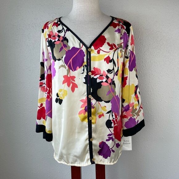 NWT JM Collections Button Down Floral Top Size M - Picture 1 of 8